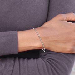 14k White Gold Polished Textured Twist 1.50mm Slip-on Round Bangle Bracelet