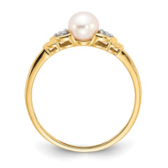 14k FW Cultured Pearl and Diamond Ring