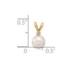 14k 5-6mm White Round Akoya Saltwater Cultured Pearl and .01 Carat Diamond Pendant
