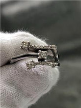 LIV 14k White Gold Genuine Diamonds 0.65ct G/VVS Crossover Design Band Ring