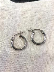 LIV 14k White Gold Small Hoop Design Hinged Post Earrings 1.5 Grams Gift