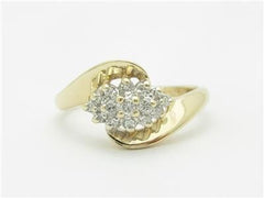 LIV 14k Yellow Gold & Diamonds Cluster Design Pave Band Ring