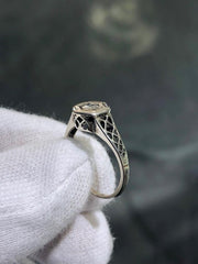 LIV 14k White Gold & Diamond Round Cut 0.10ct tw Vintage Halo Band Ring Size 5.5