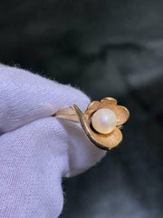 LIV 14k Solid Yellow Gold Round Pearl Flower Halo Design Vintage Band Ring Size 6