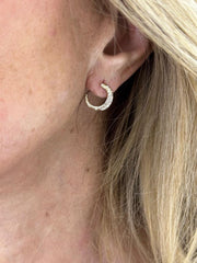 LIV 14k Yellow Gold Natural VS1 Diamonds Unique Moon Crescent Design Stud Earrings