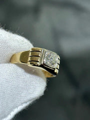 LIV 14k Yellow Gold & Natural White Diamond Round Cut Signet Design Vintage Ring SZ 7