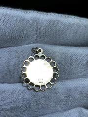 LIV 14k Yellow Gold Vintage Sweet 16 Round Hand Made Halo Charm Pendant 1.7 Grams