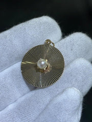 LIV 14k Yellow Gold Vintage Diamond Cut Pearl Disk Halo Charm Pendant 5.3 Grams Gift
