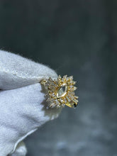 LIV 14k Yellow Gold Diamond Vintage Cocktail Design Cluster Halo Ring Size 8.25 Gift