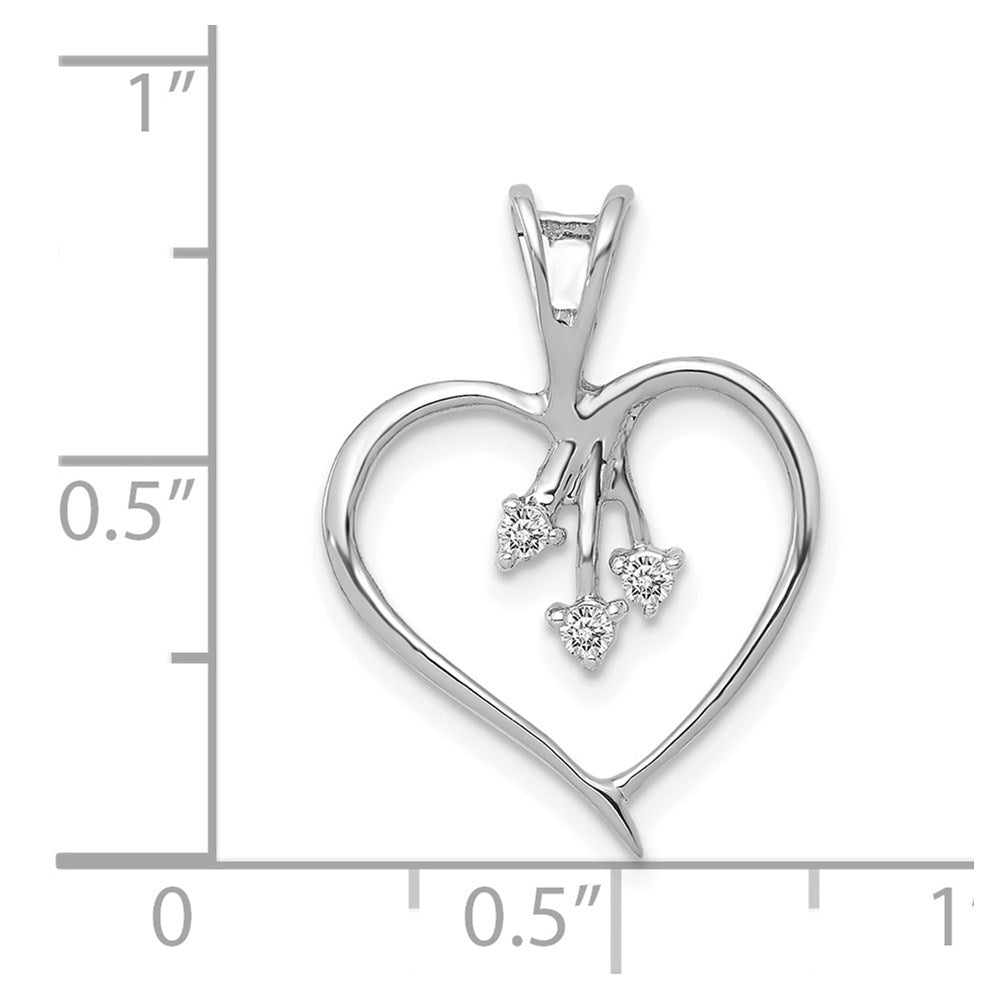 14k White Gold Diamond Heart Pendant