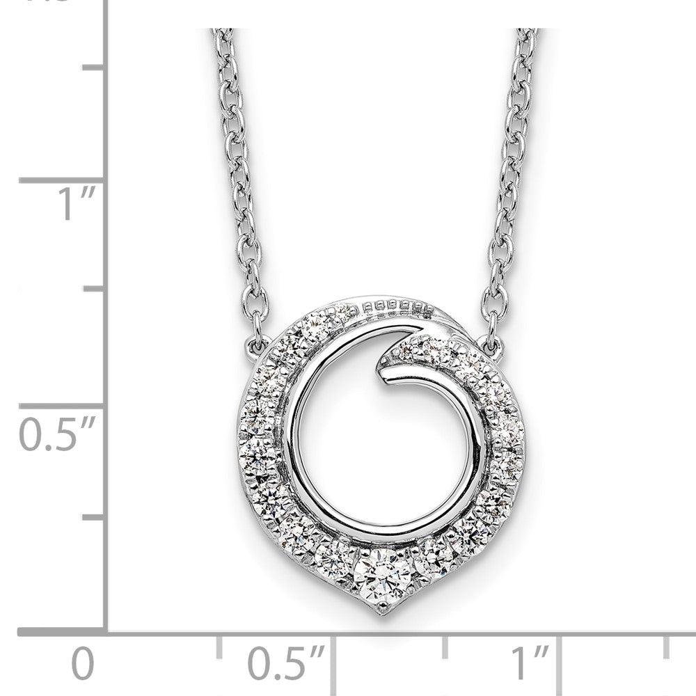 14k White Gold Fancy Circle Diamond 18in Necklace