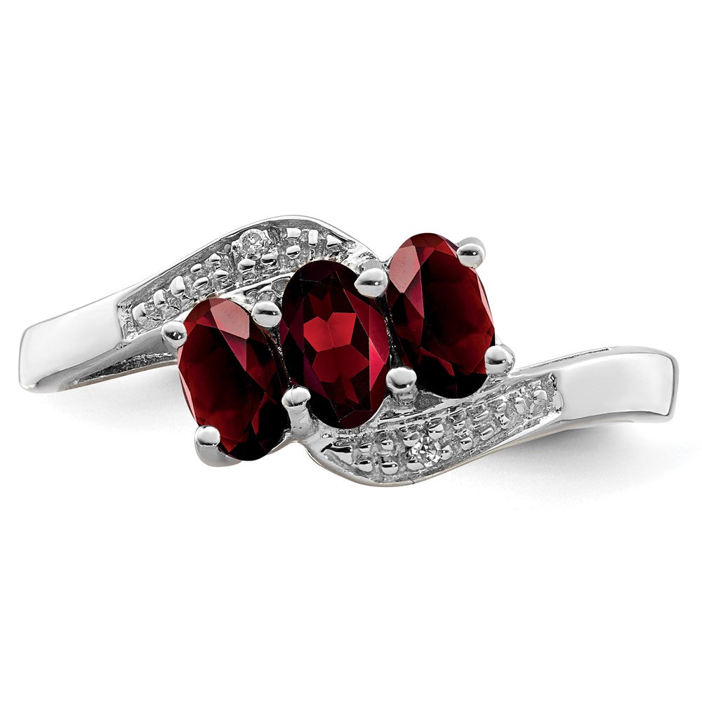 Sterling Silver Rhodium-plated 3 Stone Garnet & Diamond Ring - 9