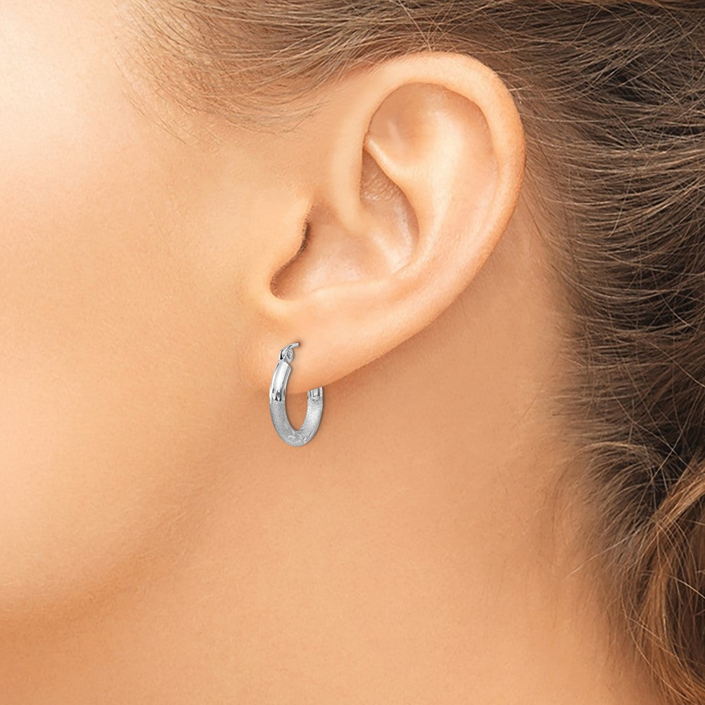Sterling Silver Rhod-plated 2.5mm Polished/Satin Diamond-cut Hoop Earrings - 7
