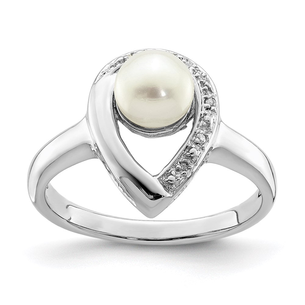 Sterling Silver Rhodium Plated Diamond and FW Cultured Pearl Ring - 26