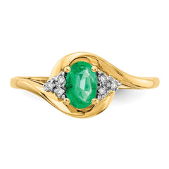 14k Emerald and Diamond Ring