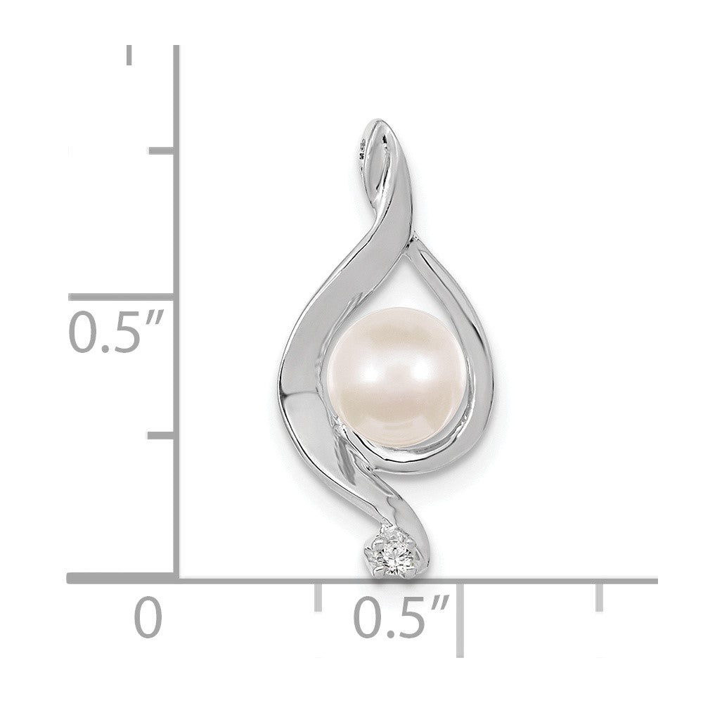 14k White Gold 5.5mm White Freshwater Cultured Pearl VS Diamond Pendant