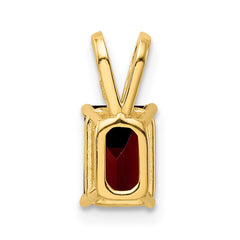 14k 7x5mm Emerald Cut Garnet pendant
