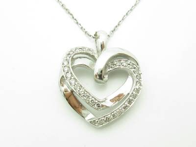 LIV 14kt White Gold Genuine White Diamond Pave Open Heart Halo Design Necklace Gift