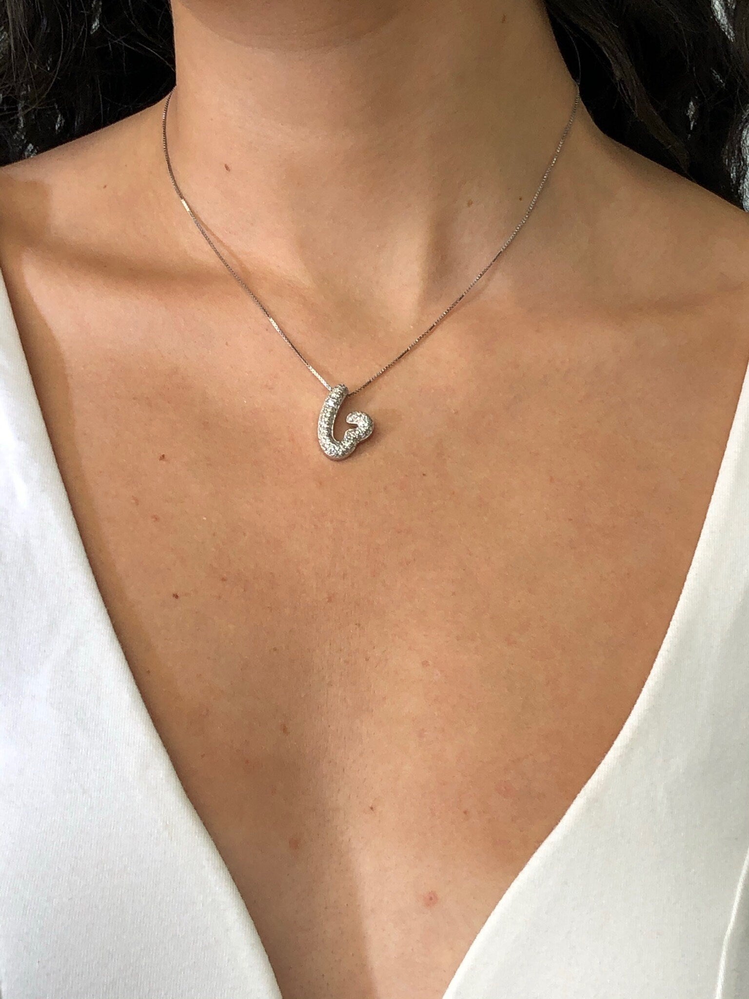 LIV 14kt White Gold Genuine White Diamond Pave Vintage Heart Halo Design Necklace