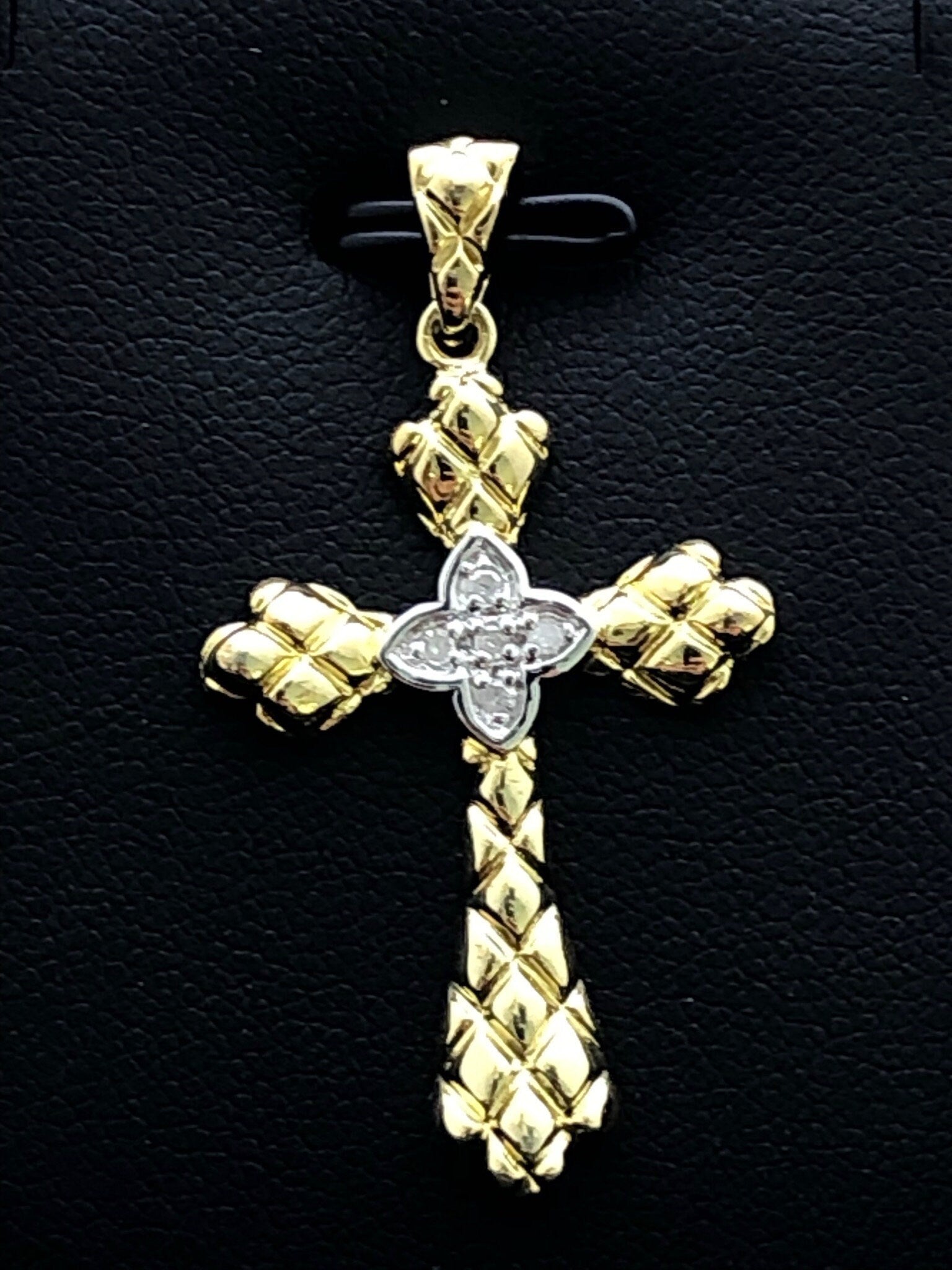 LIV 18k Gold Sterling Silver .925 White Diamond Pave Set Cable Large Cross Necklace