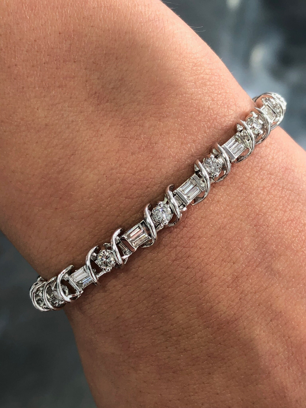 LIV 14k White Gold & Baguette Diamonds 3.60ct G/VS1 Unique S Design Stack Tennis Bracelet