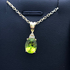 LIV 14k Yellow Gold Diamond & Green Peridot Pear Shape Halo Solitaire Pendant Necklace Gift