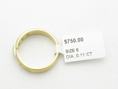 LIV Unique Solid 14K Yellow Gold Genuine White Diamond Link Design Wedding Band Ring