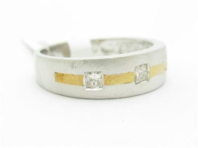 LIV 18k Two Tone Gold Genuine Princess Cut White Diamond Wedding Band Station Ring