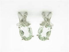 LIV 14kt White Gold Diamond & Green Amethyst Oval Design Stone Stud Diamond Earrings