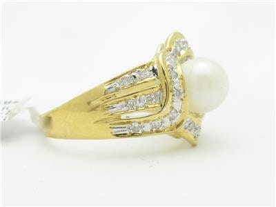 LIV 14k Yellow Gold Genuine Fresh Water Pearl Genuine Diamond Halo Band Design Ring