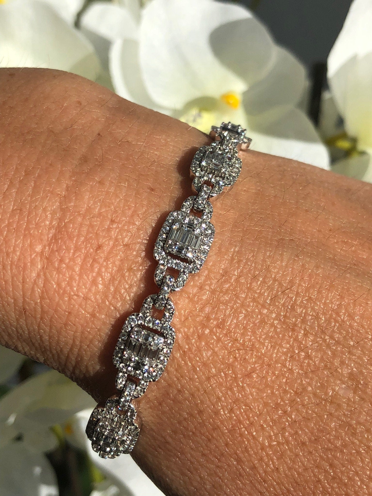 LIV 14k White Gold & Diamonds 6.96ct G/VS1 Pave Halo Emerald Cut Channel Set Stackable Tennis Bracelet 7" L