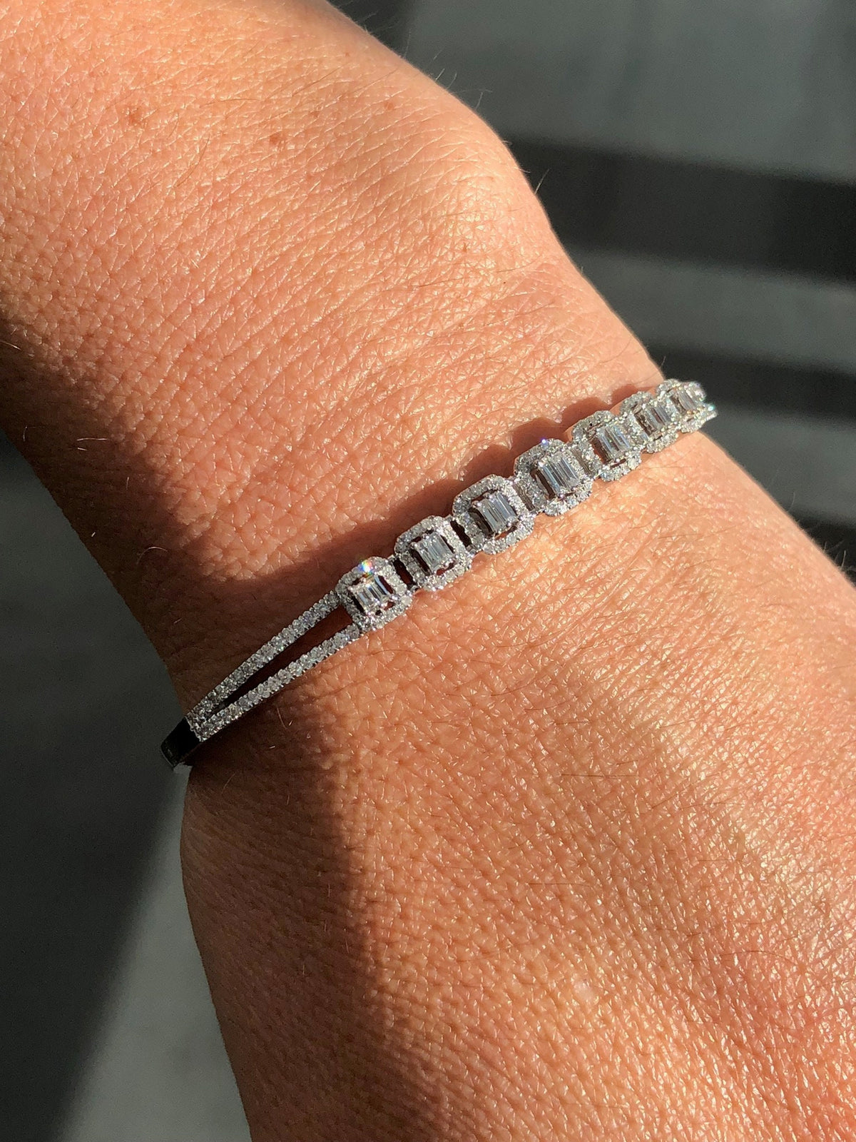 LIV 14k White Gold & Diamonds 1.84ct G/VS1 Pave Halo Baguette Cut Stackable Bangle Tennis Bracelet