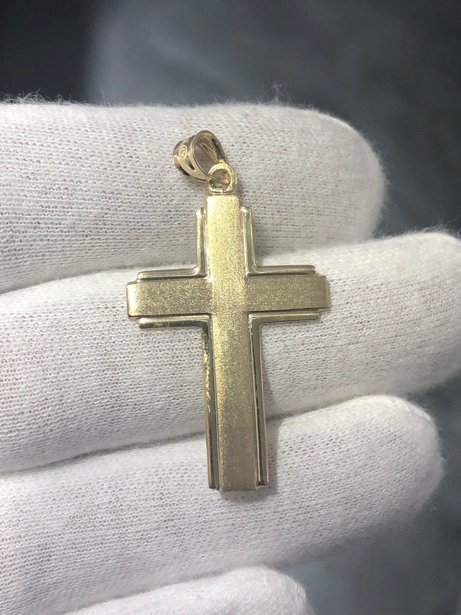 LIV 14k Gold Hand Made Custom Large Cross Charm Pendant Necklace 3.9 Grams Communion