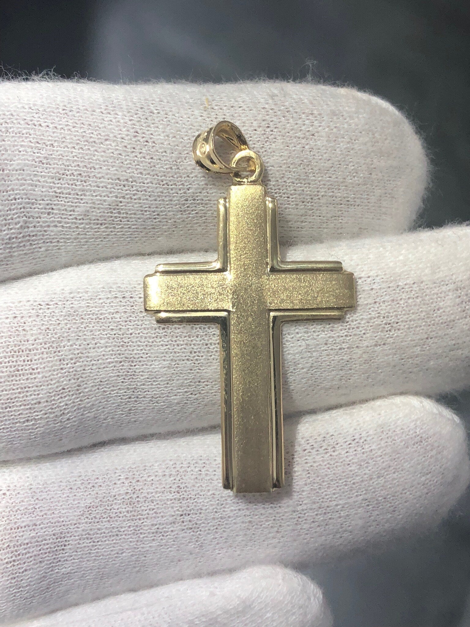 LIV 14k Gold Hand Made Custom Large Cross Charm Pendant Necklace 3.9 Grams Communion