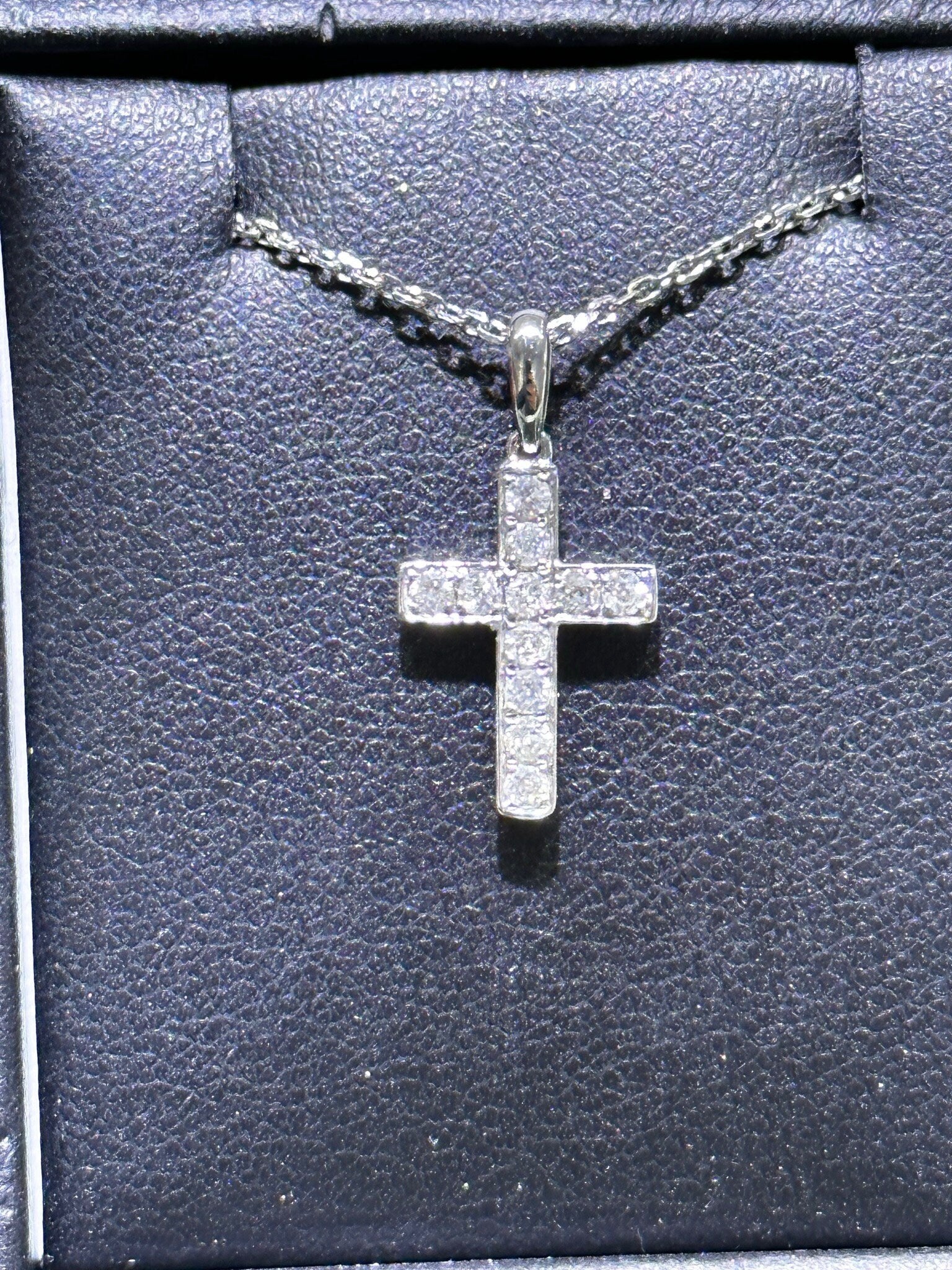 LIV 14k White Gold Natural White Diamonds Simple Classic Cross Crucifix Pendant