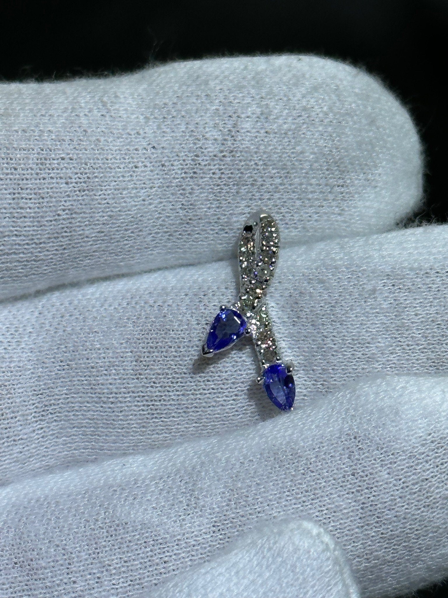 LIV 14k Solid White Gold & Natural Diamonds Tanzanite Bypass Design Petite Pendant