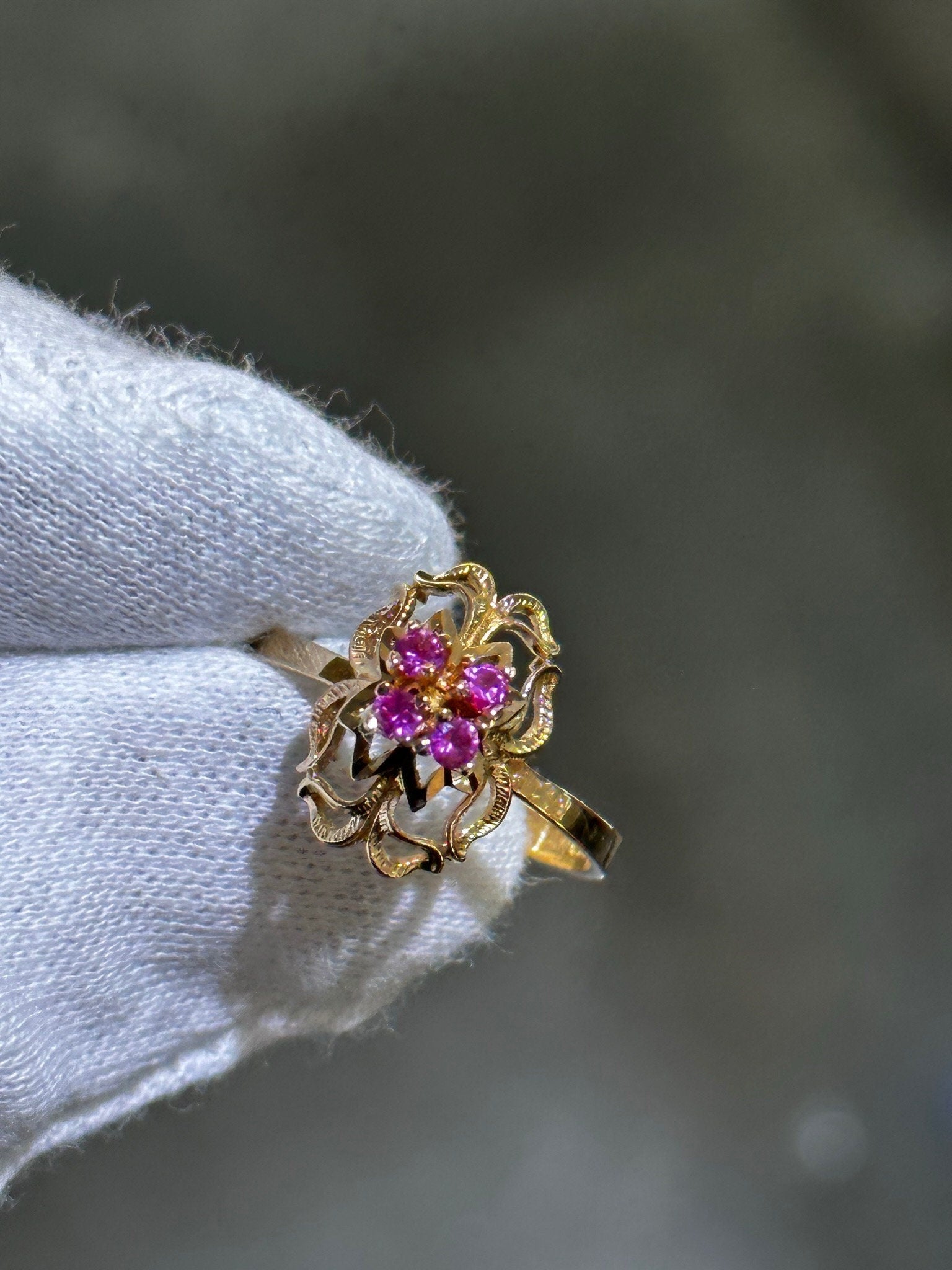 LIV 14k Yellow Gold & Natural Red Ruby Round Cut Halo Vintage Band Ring Sz 6.75 Gift