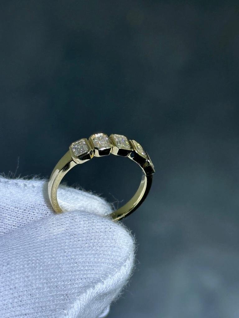 LIV 14k Yellow Gold Natural White Diamonds Emerald Cut Wedding Band Ring Size 7 Gift