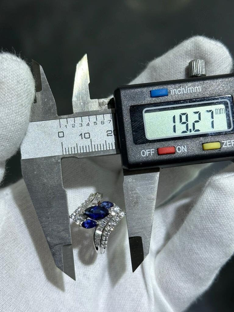 LIV 14k White Gold & Natural Diamonds Blue Sapphire Unique Crossover Band Ring Sz 8