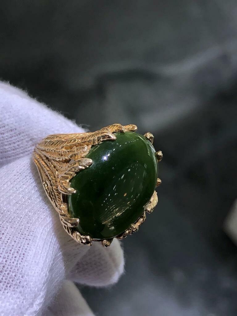 LIV 14k Solid Yellow Gold Green Jade Vintage Halo Hand Made Design Signet Ring Size 6