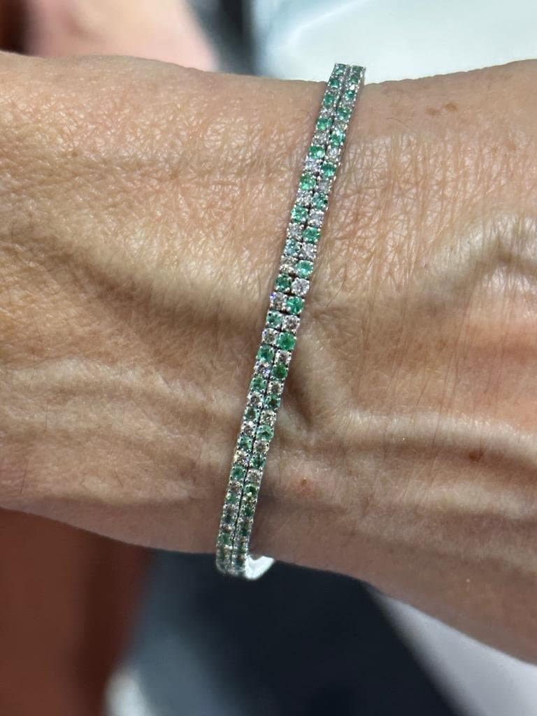 LIV 14k White Gold Natural VS1 Diamonds & Green Emerald Unique Tennis Bracelet 7" L