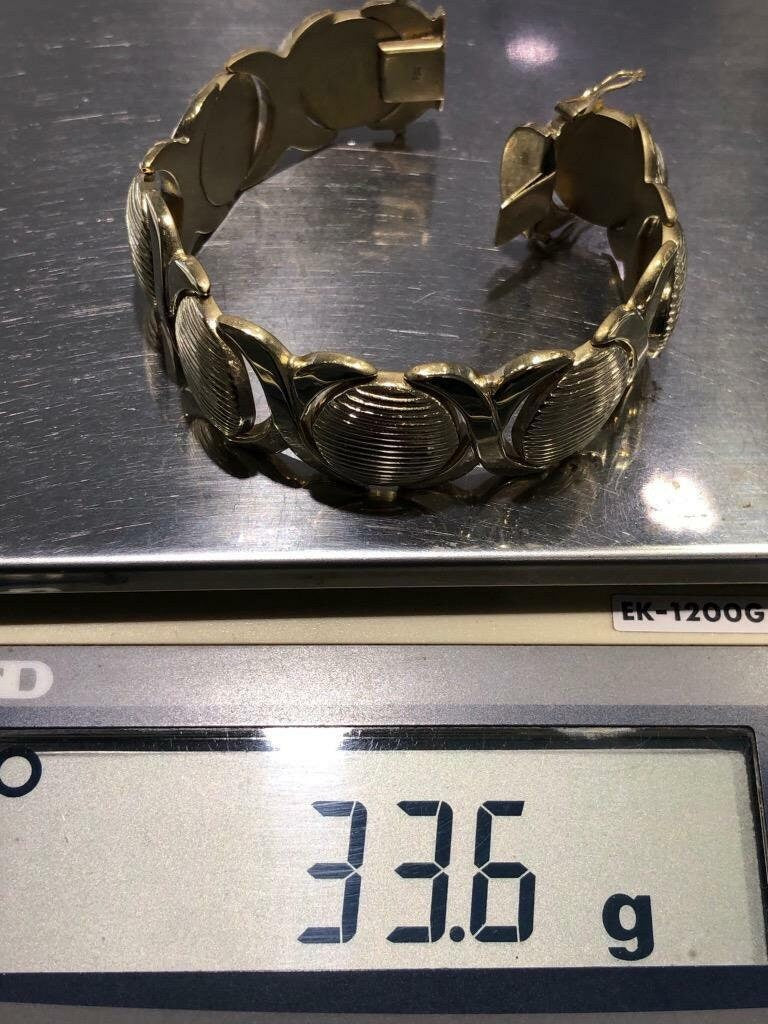 LIV 14k Yellow Gold Hand Made Hugs & Kiss Design Italian Bracelet 33.6 Gr 21mm W 7"L