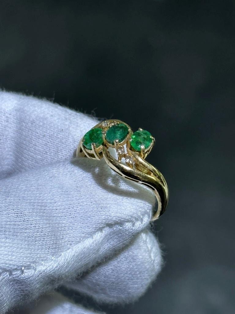 LIV 14k Yellow Gold & Natural Green Emeralds and Diamonds Vintage Band Halo Ring Sz 8
