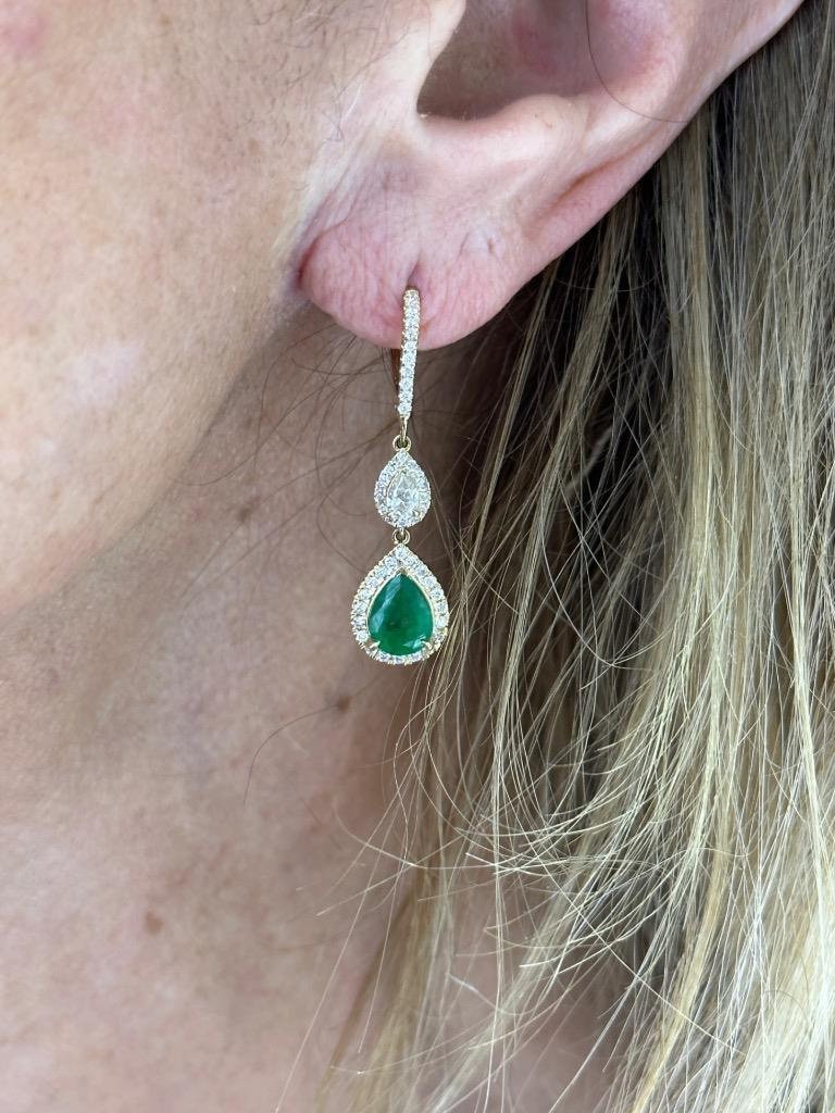 LIV 14k Yellow Gold Natural VS1 Diamonds & Green Emerald Chandelier Dangle Earrings