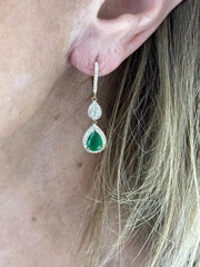 LIV 14k Yellow Gold Natural VS1 Diamonds & Green Emerald Chandelier Dangle Earrings