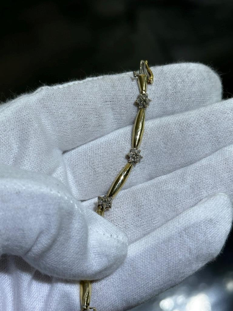 LIV 14k Yellow Gold & Diamonds Flower Design Station Stack Bracelet 7" Length Gift