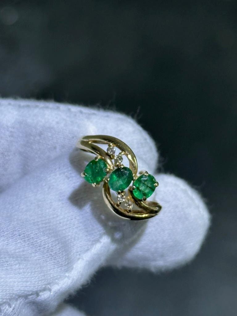 LIV 14k Yellow Gold & Natural Green Emeralds and Diamonds Vintage Band Halo Ring Sz 8