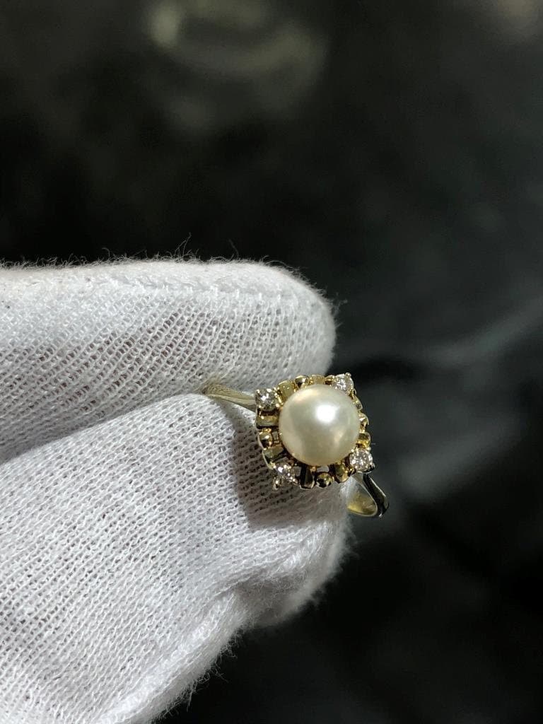 LIV 14k Yellow Gold & Diamonds Pearl Solitaire Halo Design Band Ring Size 6.25 Gift