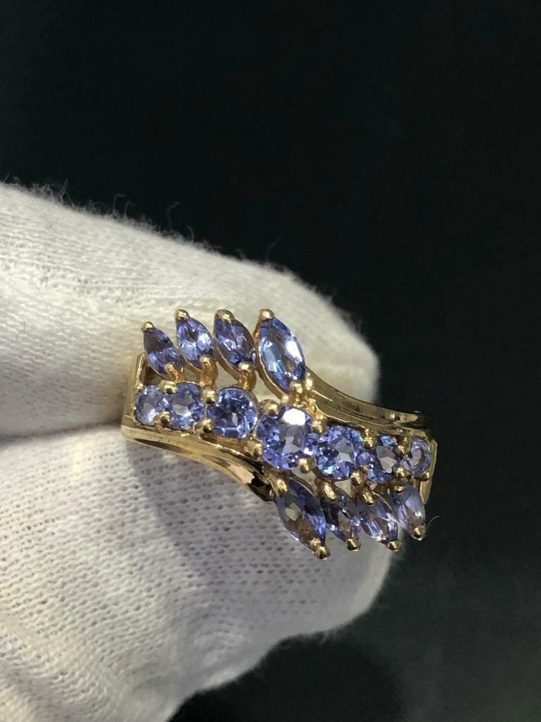 LIV 10k Yellow Gold & Genuine Tanzanite Marquise Cut Wide Cluster Band Ring Size 8