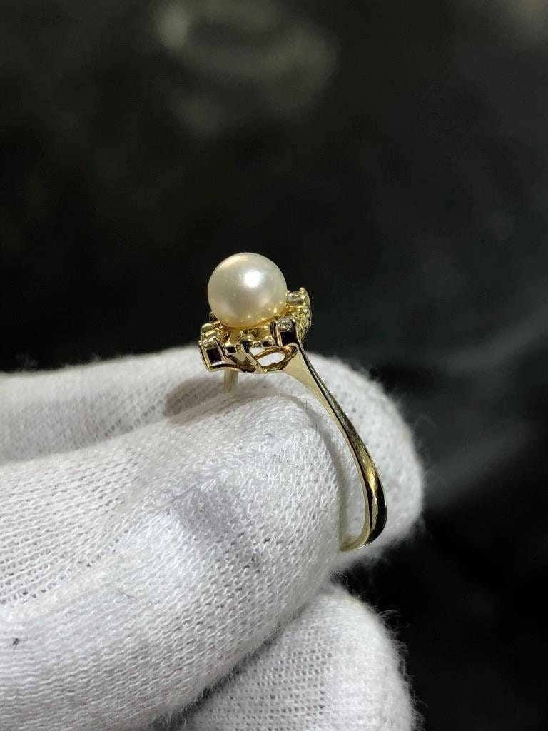 LIV 14k Yellow Gold & Diamonds Pearl Solitaire Halo Design Band Ring Size 6.25 Gift